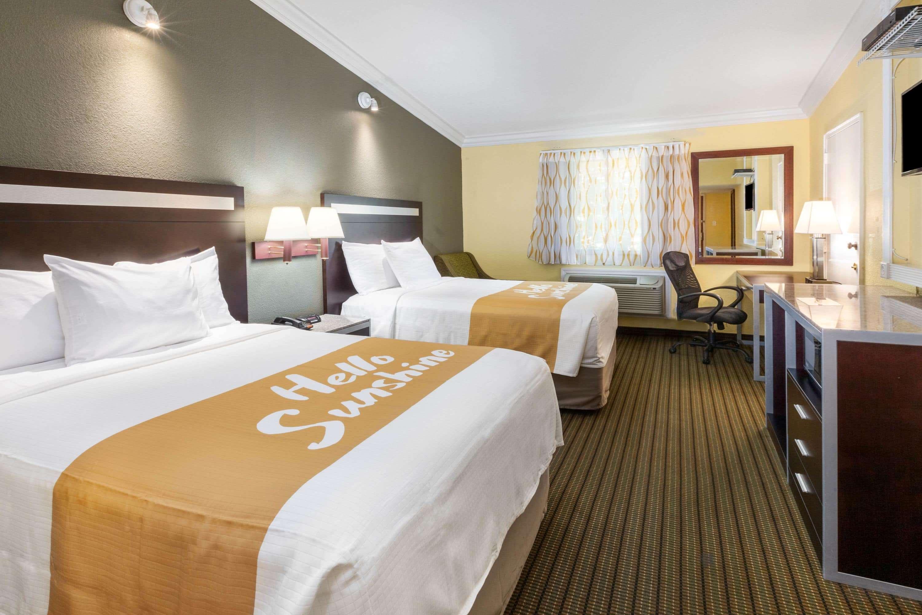 Days Inn By Wyndham Nanuet / Spring Valley Ngoại thất bức ảnh