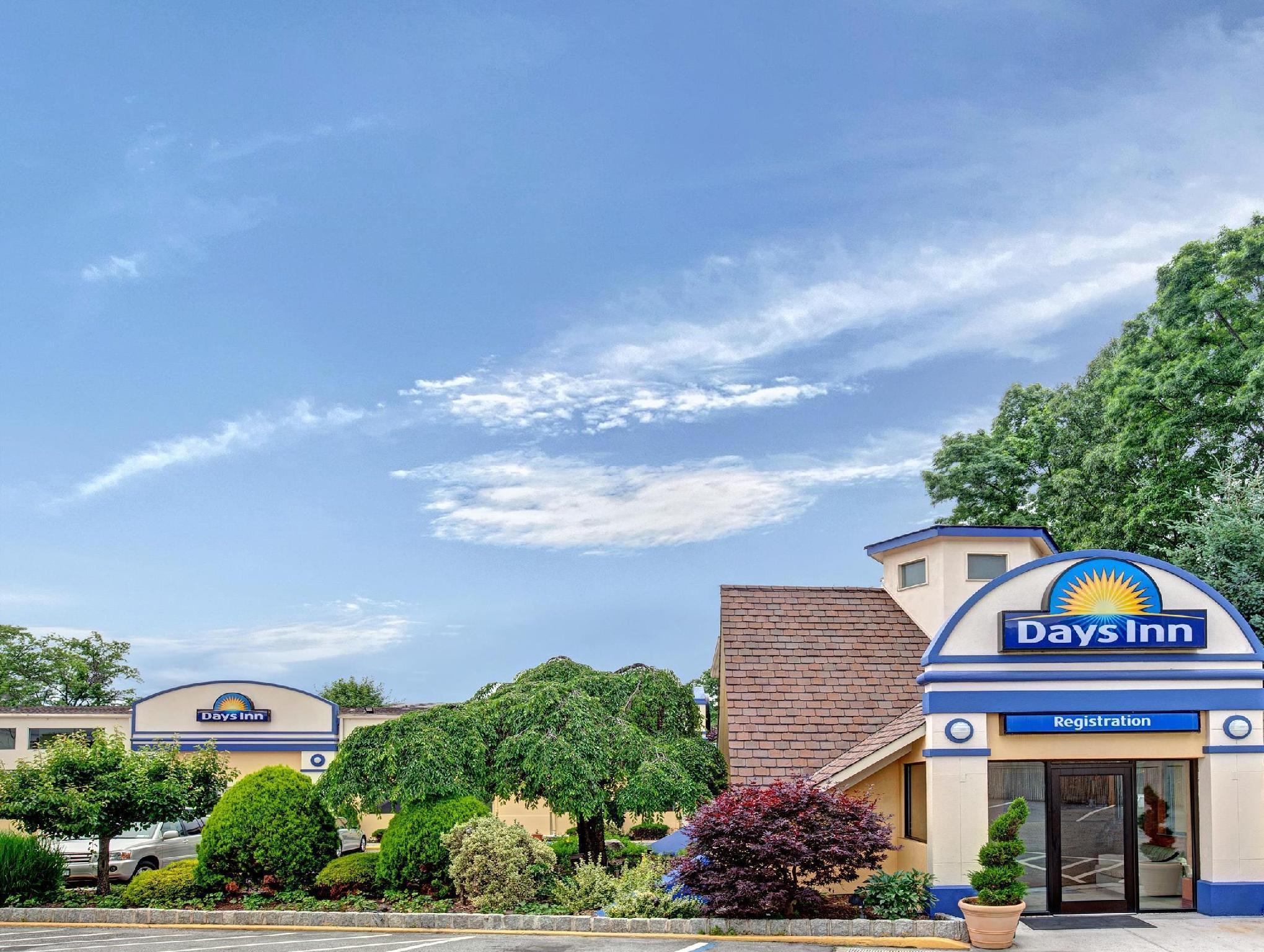 Days Inn By Wyndham Nanuet / Spring Valley Ngoại thất bức ảnh